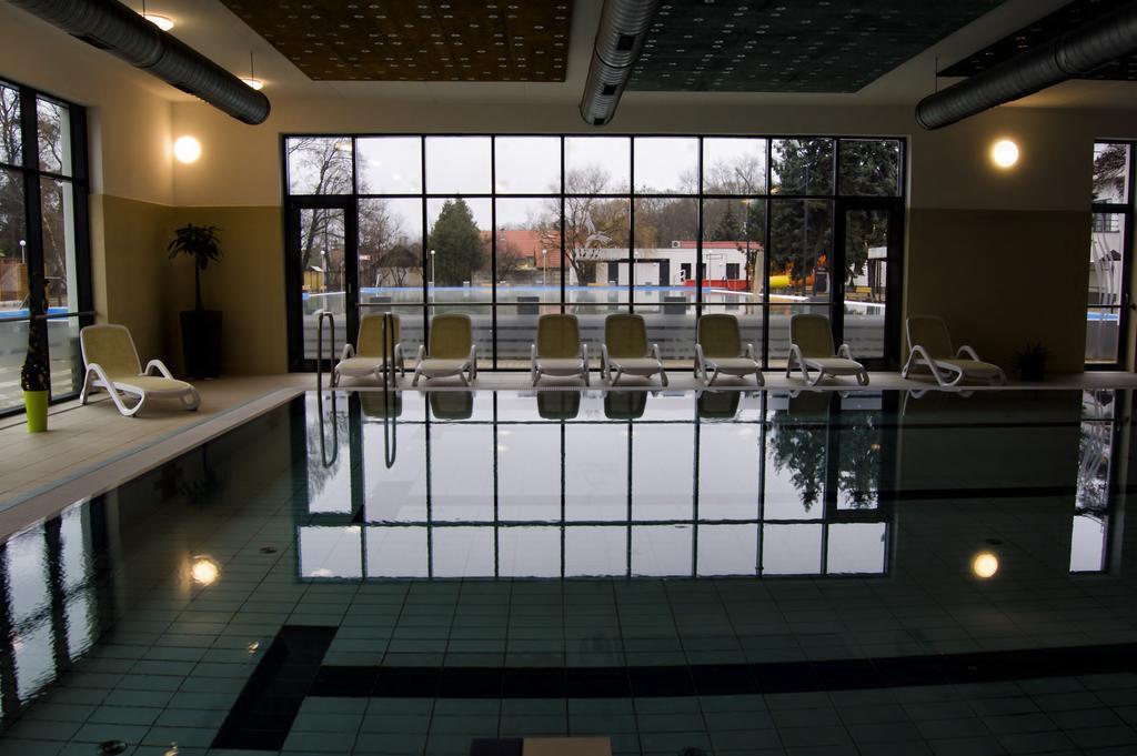 Csongradi Vendegvaro Apartmanok, Szarka Haz 外观 照片